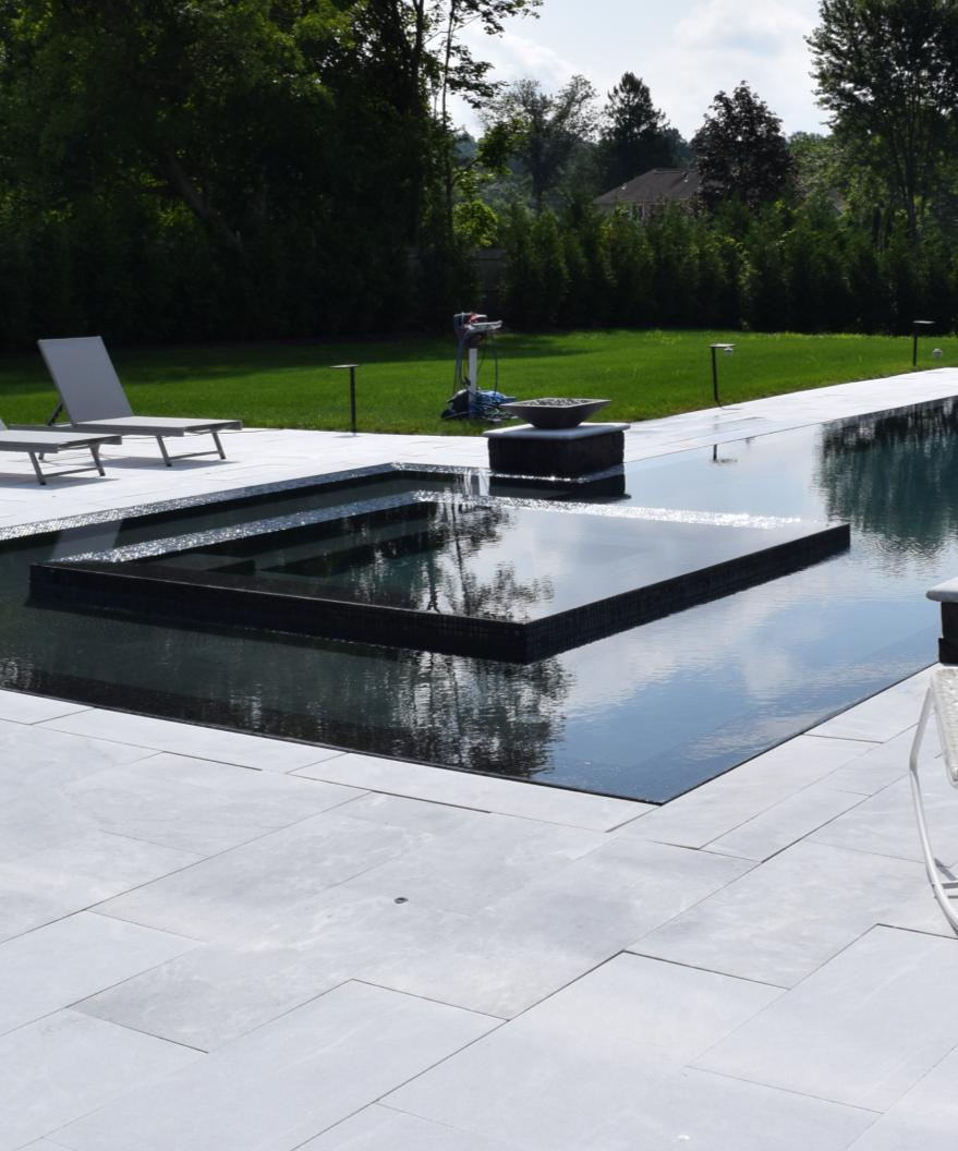 Mountain Smoke pool